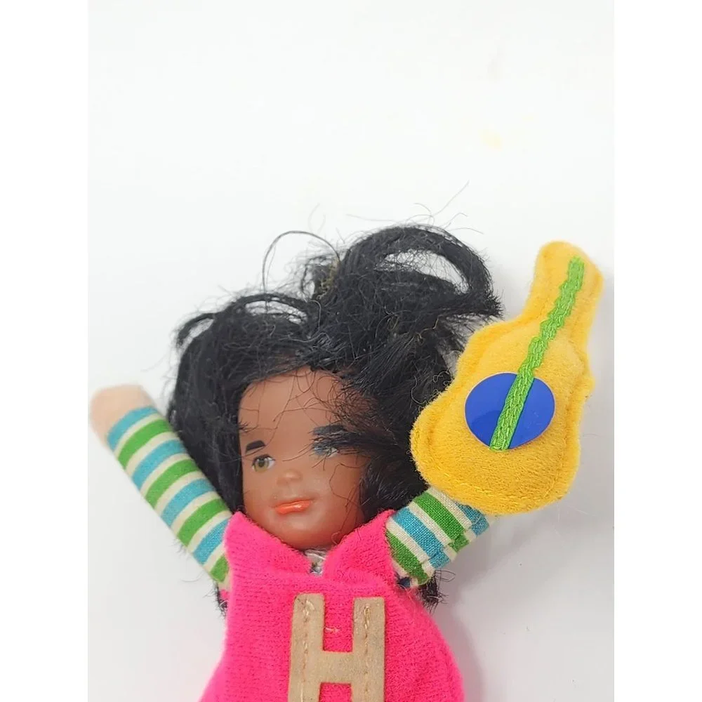Vintage 1975 Mattel Inc Honey Hill Bunch Lot Of 3 Stuffed Guitar Included‎